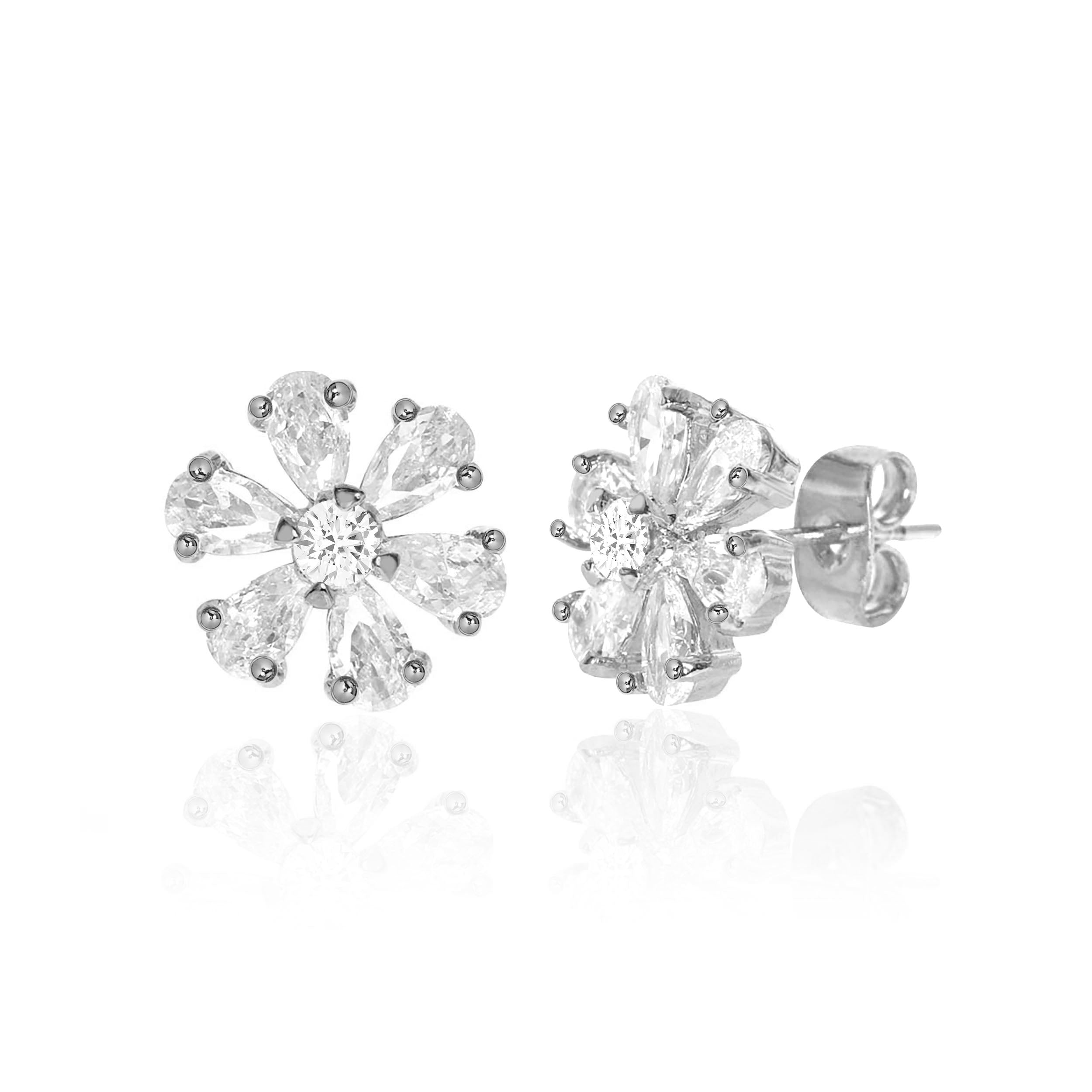 Dazzling Daisy Stud Earrings